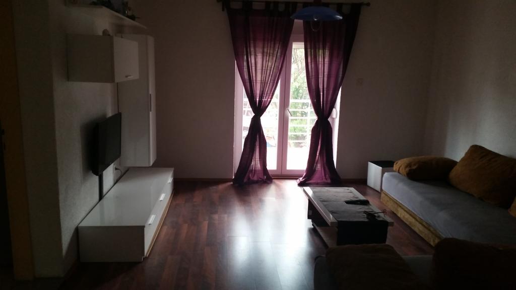 Apartments Lola 比奥格勒·纳·莫鲁 外观 照片