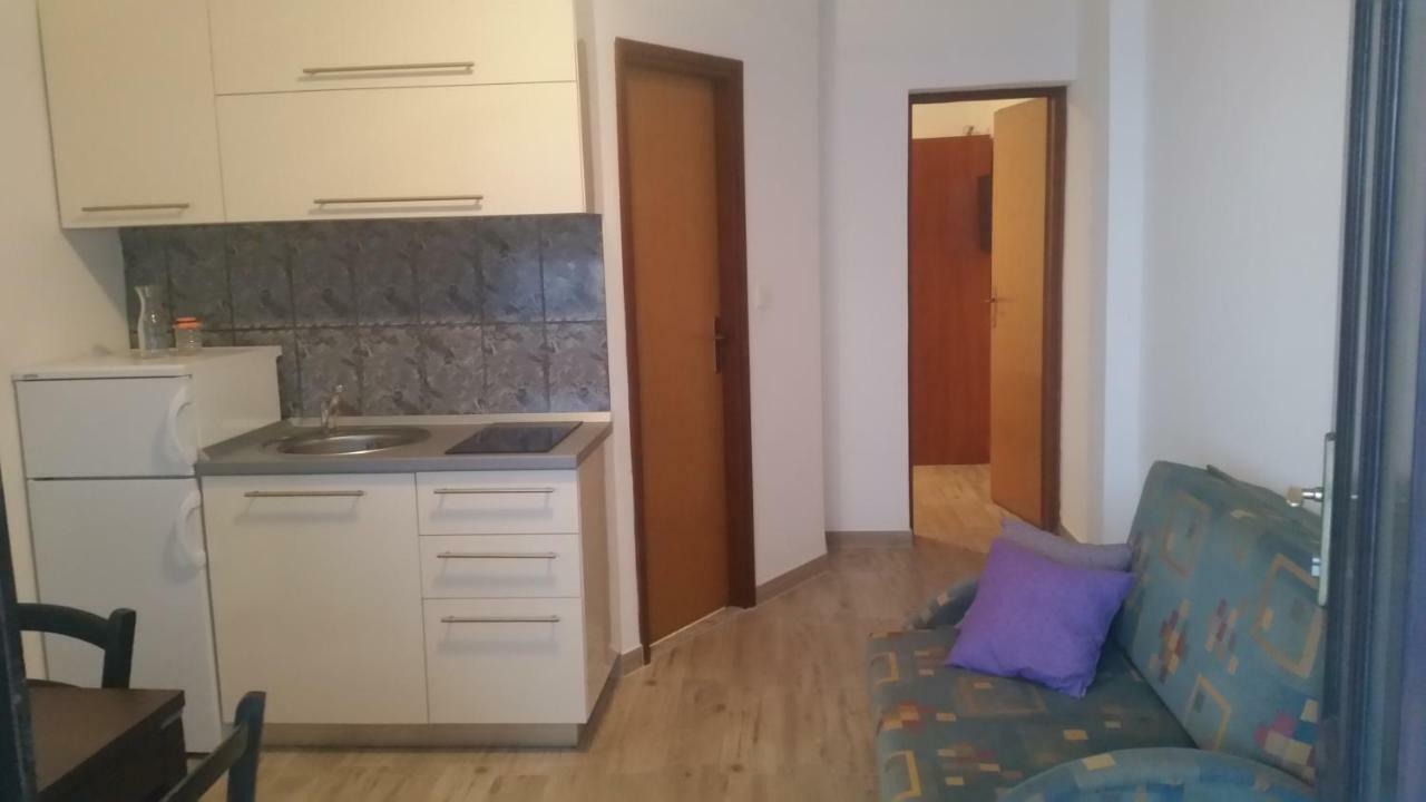 Apartments Lola 比奥格勒·纳·莫鲁 外观 照片